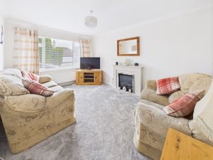 Living Room- click for photo gallery